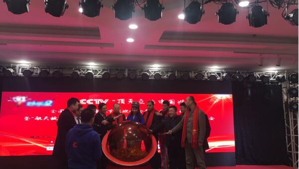 5dbdba3e4f94b.jpg 1.jpg